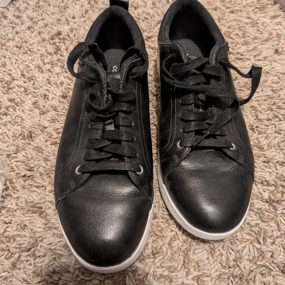 Black Leather Women's Sneakers